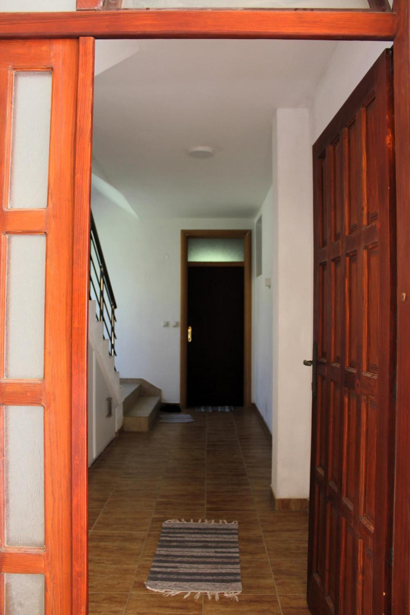 Apartments Olga Ulcinj Exterior photo